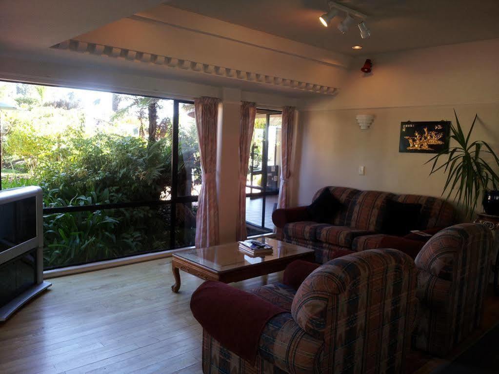 Aloha Lodge Beachside Accommodation เนลสัน ภายนอก รูปภาพ