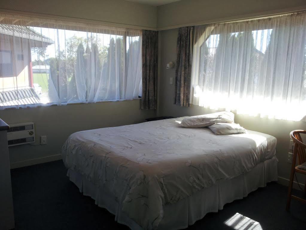 Aloha Lodge Beachside Accommodation เนลสัน ภายนอก รูปภาพ