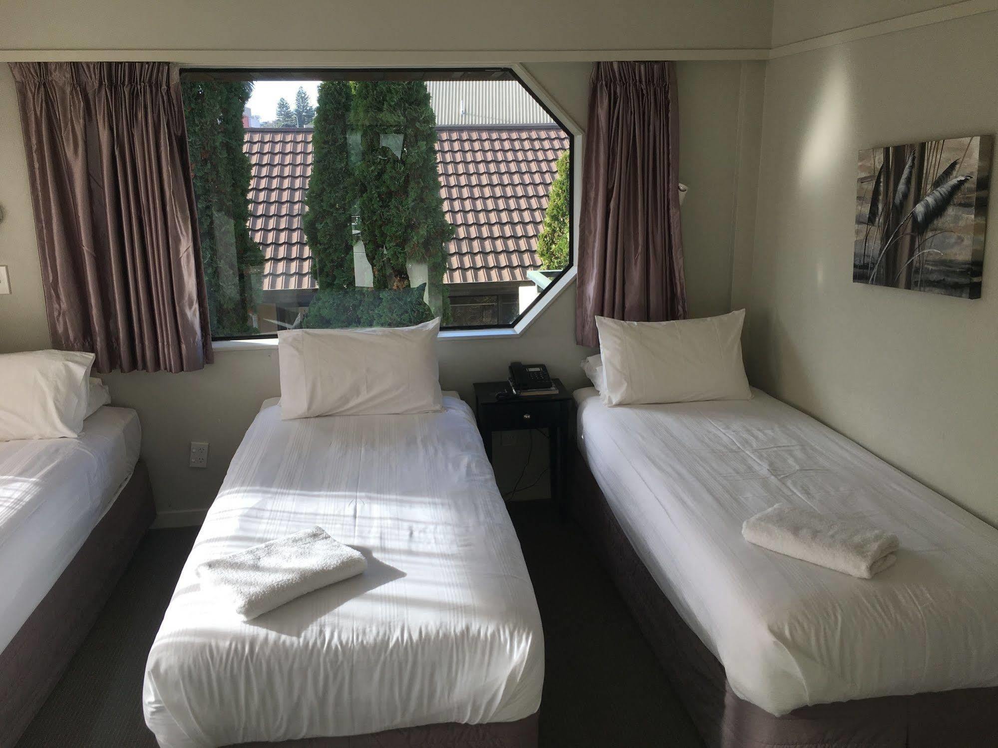 Aloha Lodge Beachside Accommodation เนลสัน ภายนอก รูปภาพ
